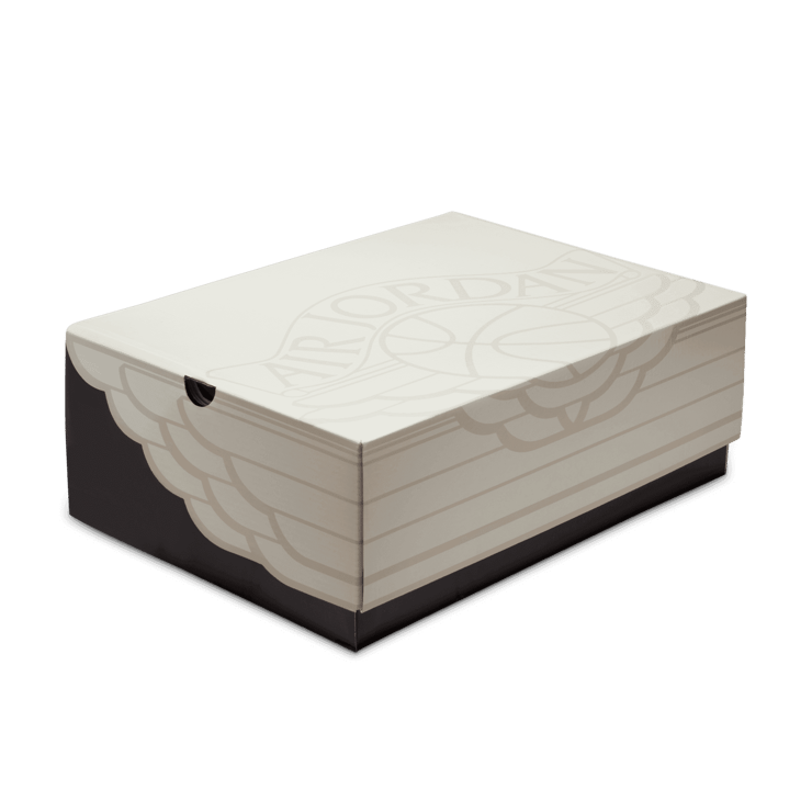 Air Jordan 2 Retro OG (2022) Angle 7