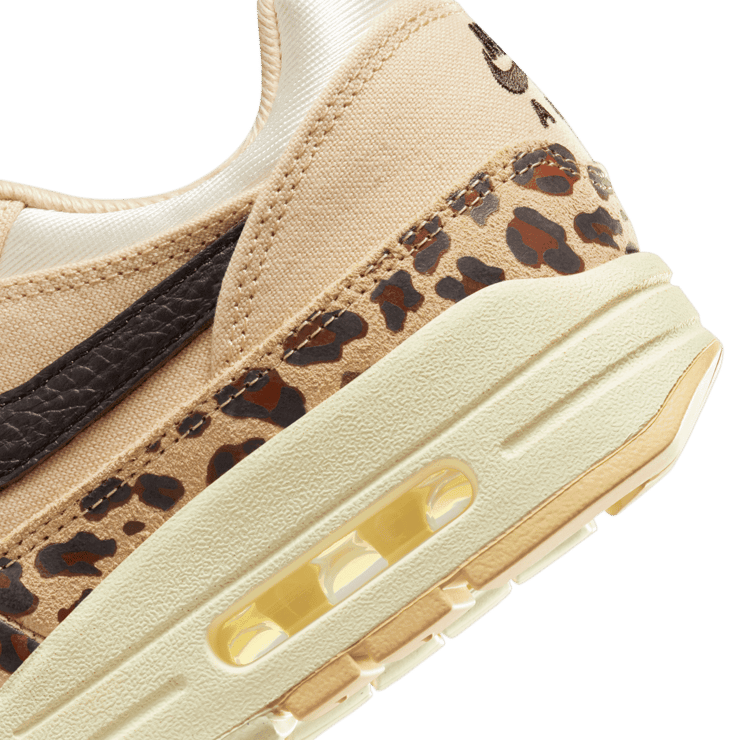 Nike Air Max 1 Leopard Print (W) Angle 6