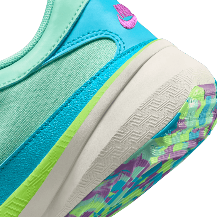 Nike Zoom Freak 5 Greece x Nigeria (GS) Angle 5