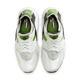Nike Air Huarache Chlorophyll (W) Angle 1
