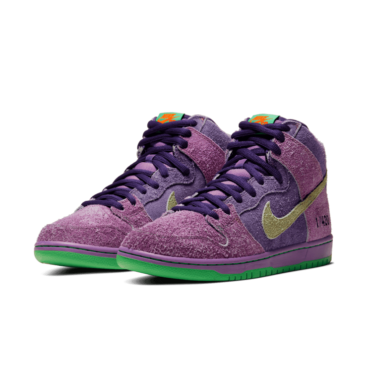 Nike SB Dunk High 420 Reverse Skunk Angle 2