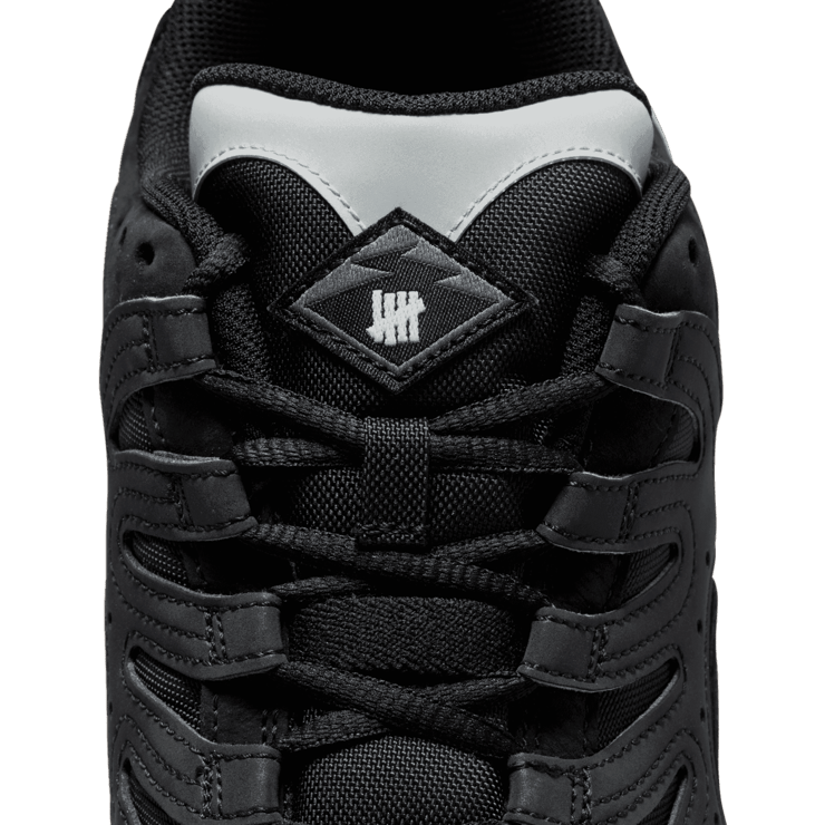 Nike Air Terra Humara Undefeated Black Coconut Milk Angle 10