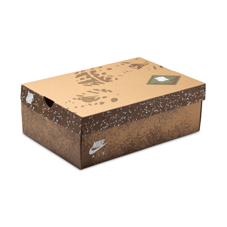 Nike Air Terra Humara Undefeated Black Coconut Milk Angle 14