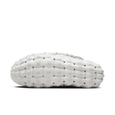Nike Ispa Mindbody White Black Angle 0