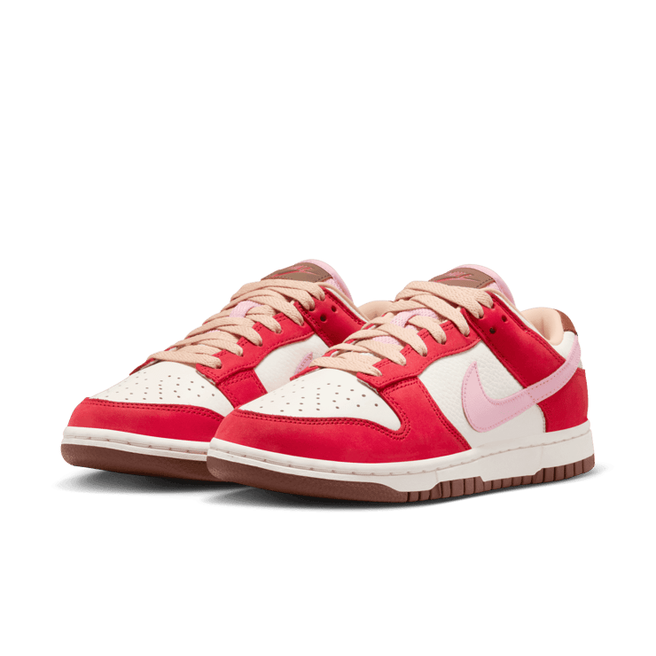 ☆送料・関税込☆NIKE★DUNK LOW PRM WMNS BACON(W)★22-29cm★ The Women's Nike Dunk Low Bacon Releases December 2023