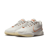 Nike LeBron 21 Akoya Angle 3