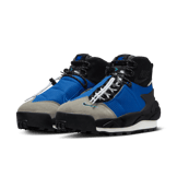 Nike Magmascape SP sacai Varsity Royal Angle 2