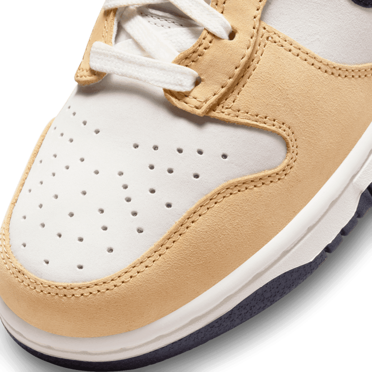 Nike Dunk High Premium MF Sesame Obsidian (W) Angle 4