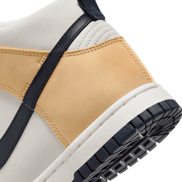 Nike Dunk High Premium MF Sesame Obsidian (W) Angle 5