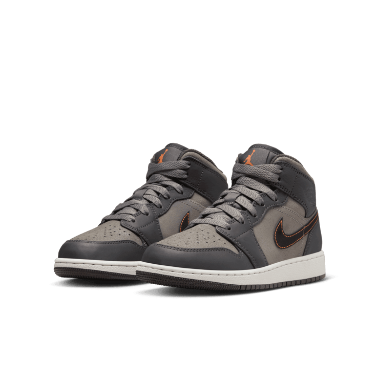 Air Jordan 1 Mid SE Fear GS FQ8341 017 Release Info