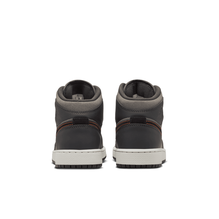 Air Jordan 1 Mid SE Fear (GS) Angle 3