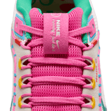 Nike Air Zoom Pegasus 40 Familia Angle 6