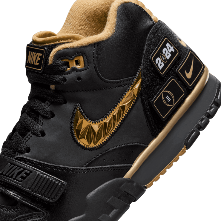 Nike Air Trainer 1 College Football Playoffs Black Gold Angle 7