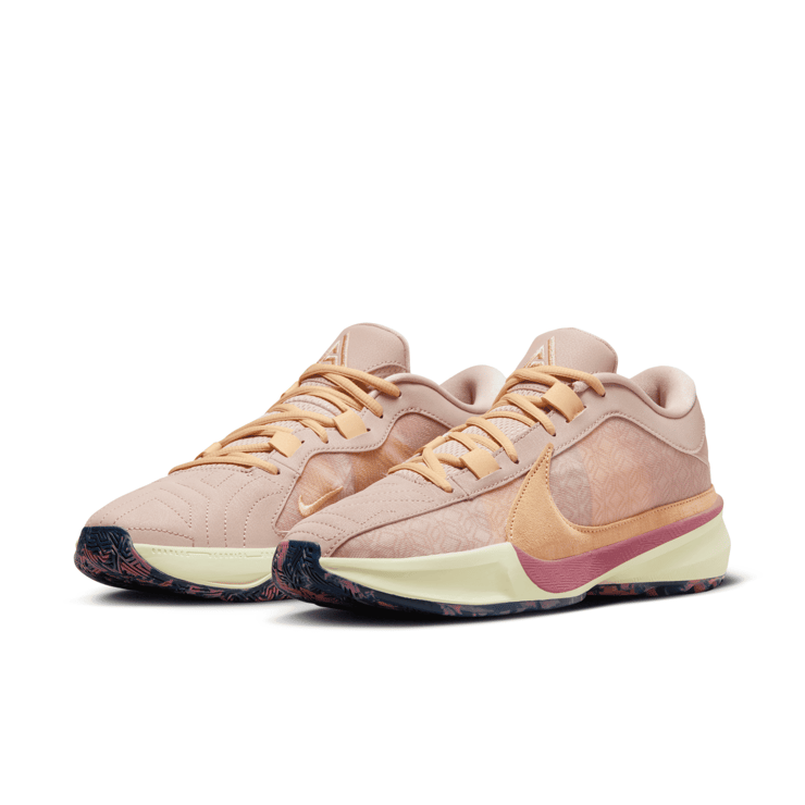Nike Zoom Freak 5 Fossil Stone Angle 3