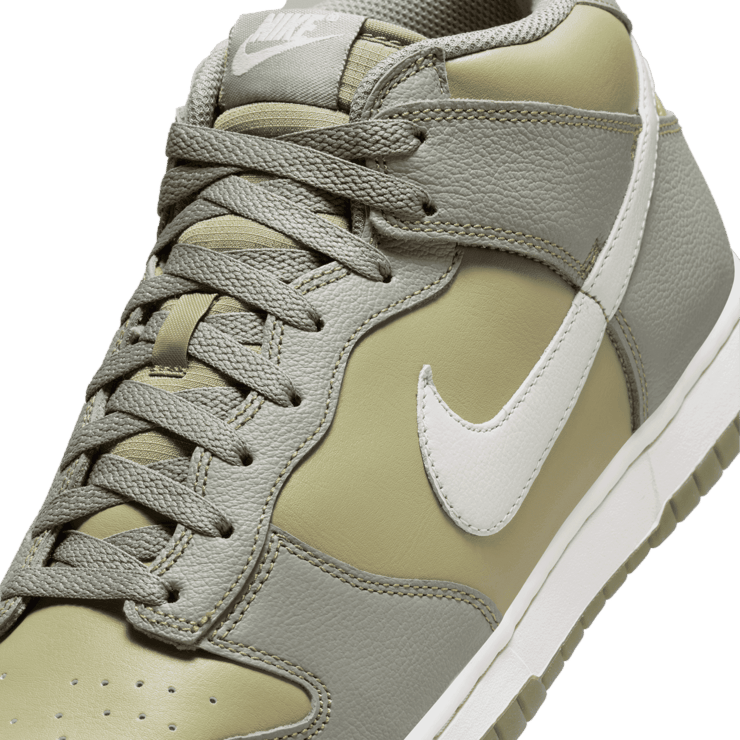 Nike Dunk Mid Dark Stucco Angle 4