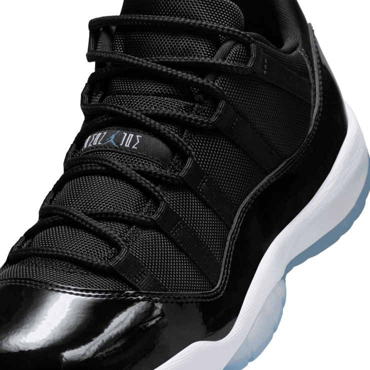 Air Jordan 11 Retro Low Space Jam Angle 4