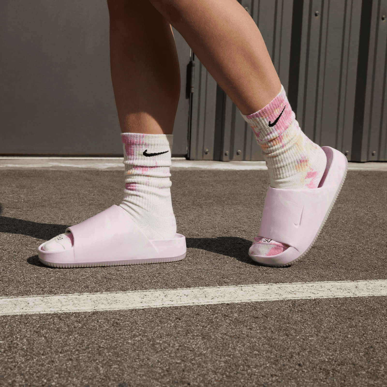 Nike Calm Slide SE Pink Foam (W) - FV5643-600 Release Info