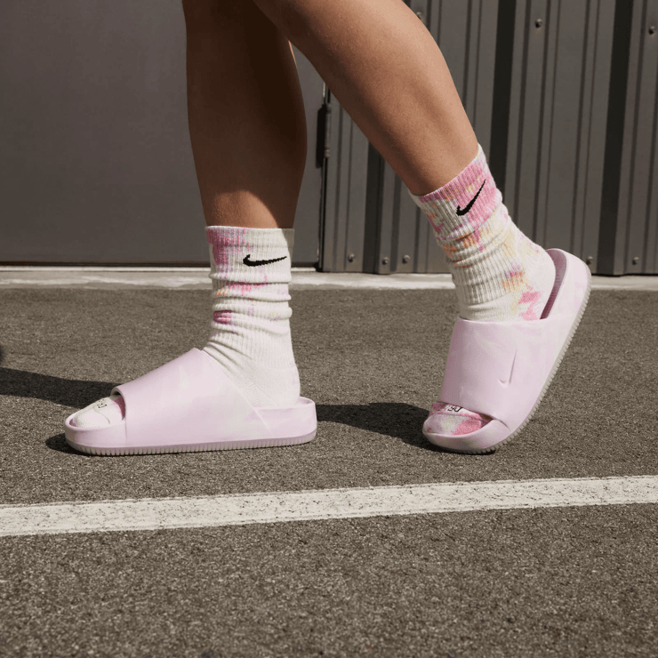 Nike Calm Slide SE Pink Foam (W) Angle 0
