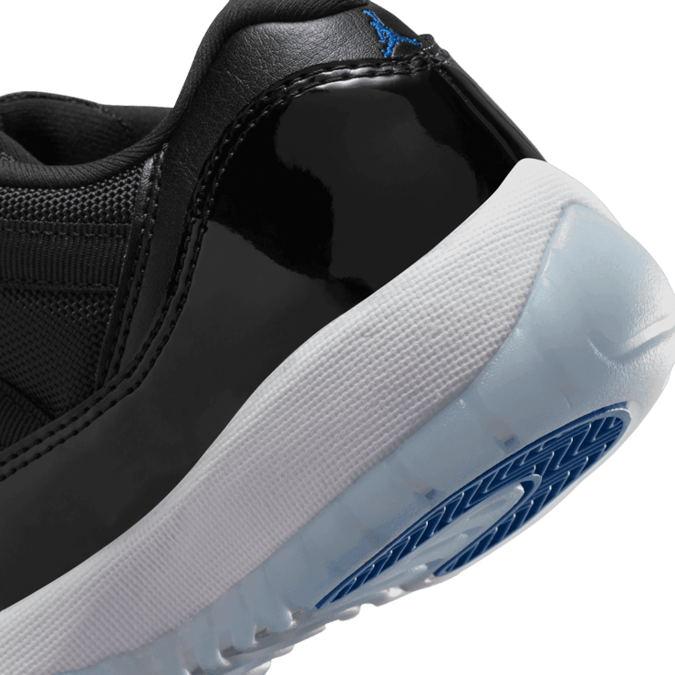 Air Jordan 11 Retro Low Space Jam (GS) Angle 5