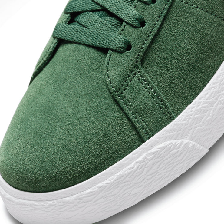 Nike SB Blazer Mid Noble Green Angle 0