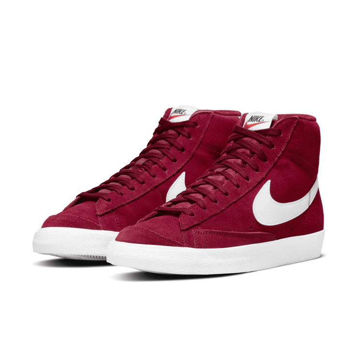 Nike Blazer Mid 77 Team Red Angle 3