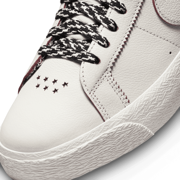 Nike SB Zoom Blazer Mid Welcome Skateboarding Angle 4