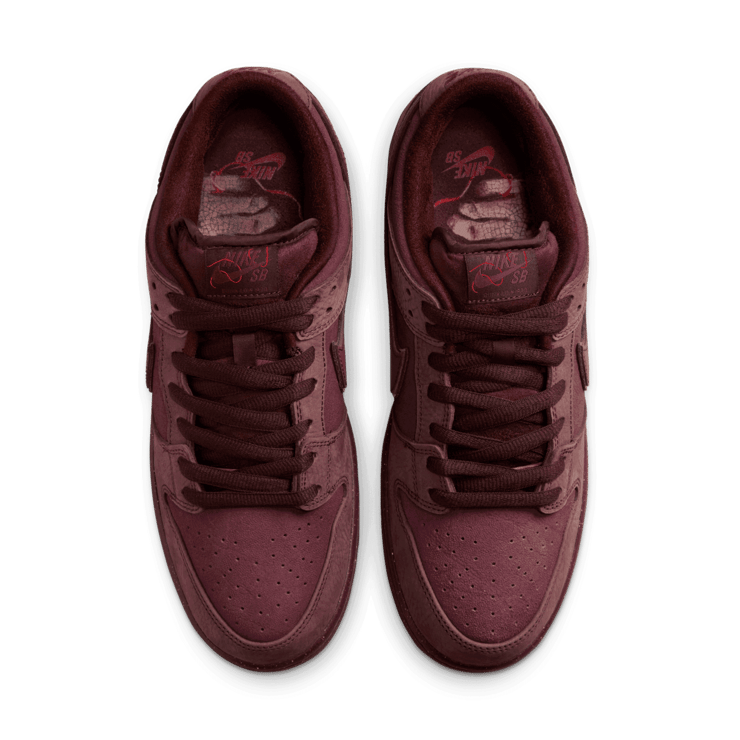 Nike SB Dunk Low City of Love Burgundy Crush FN0619 600
