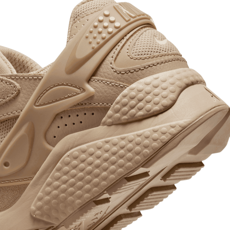 Nike Air Huarache Runner Wheat Gold DZ3306 200 Raffles Where to Buy