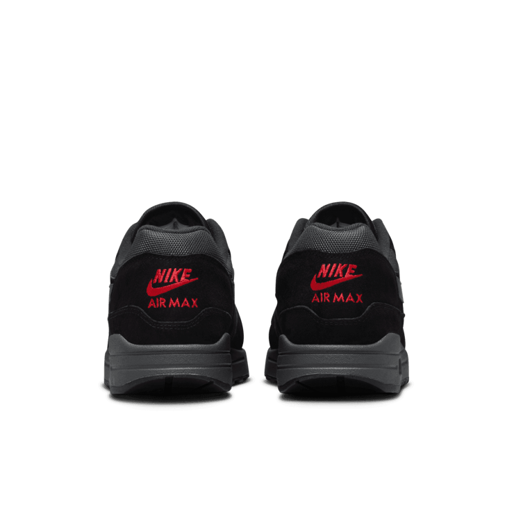 Nike Air Max 1 Bred (2023) Angle 3