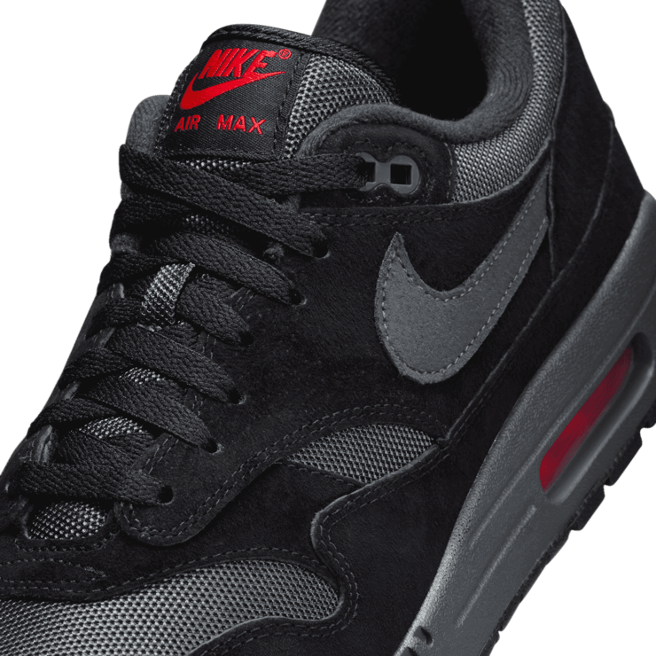 Nike Air Max 1 Bred (2023) Angle 4