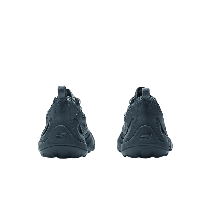 New Balance MT10O ISSEY MIYAKE Navy - MT10OIY Raffles New Balance MT10O ISSEY MIYAKE Navy - MT10OIY Raffles