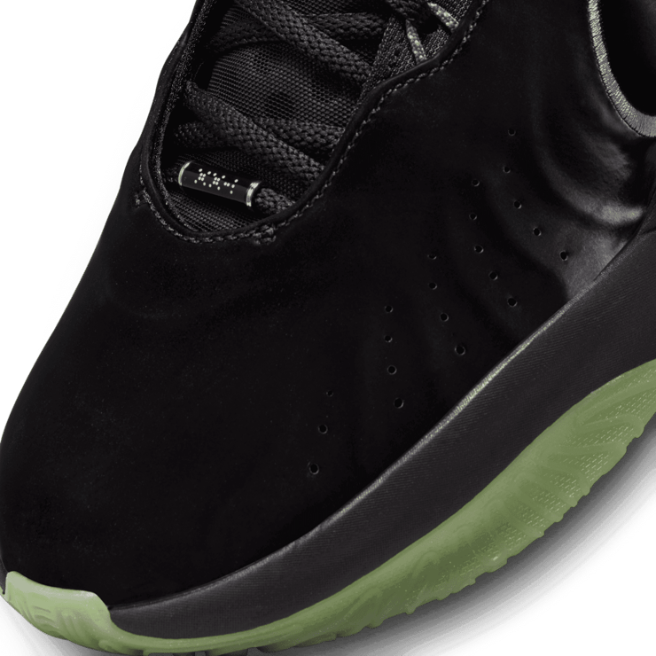 Nike LeBron 21 Tahitian Angle 4