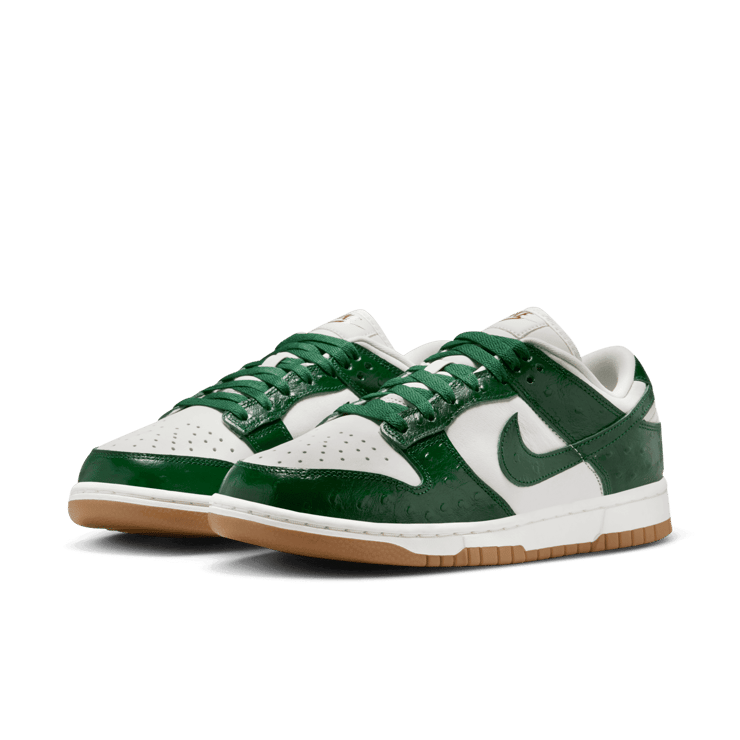 Nike Dunk Low Lux Grandma Gorge Green (W) Angle 2