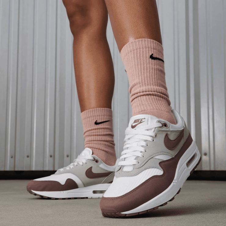 Nike Air Max 1 87 Smokey Mauve W DZ2628 104 Raffles Where to Buy