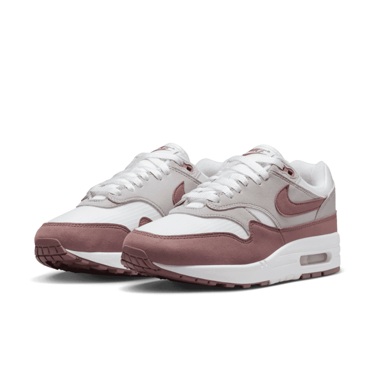 Nike Air Max 1 '87 Smokey Mauve (W) Angle 3