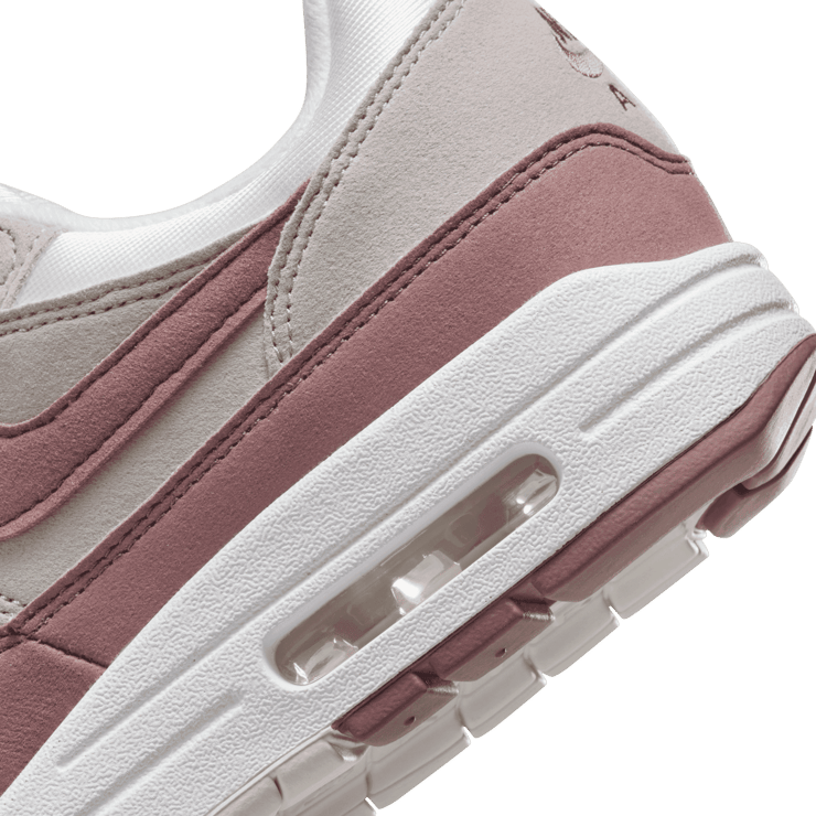 Nike Air Max 1 '87 Smokey Mauve (W) Angle 6