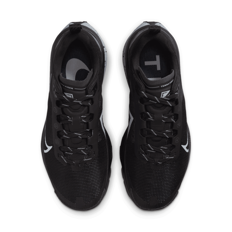 Nike Terra Kiger 9 'Black Reflect Silver' (W) Angle 1