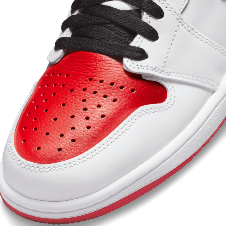 Jordan 1 High Heritage Angle 4