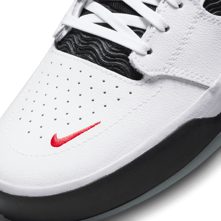 Nike SB Ishod Wair Premium SB 'Chicago' Angle 4