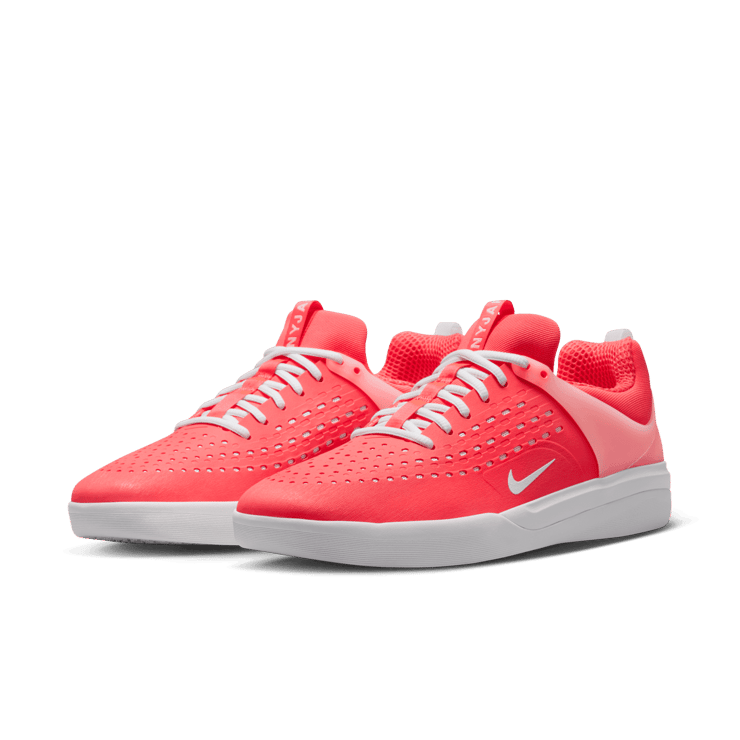 Nike SB Zoom Nyjah 3 SB 'Hot Punch' Angle 2