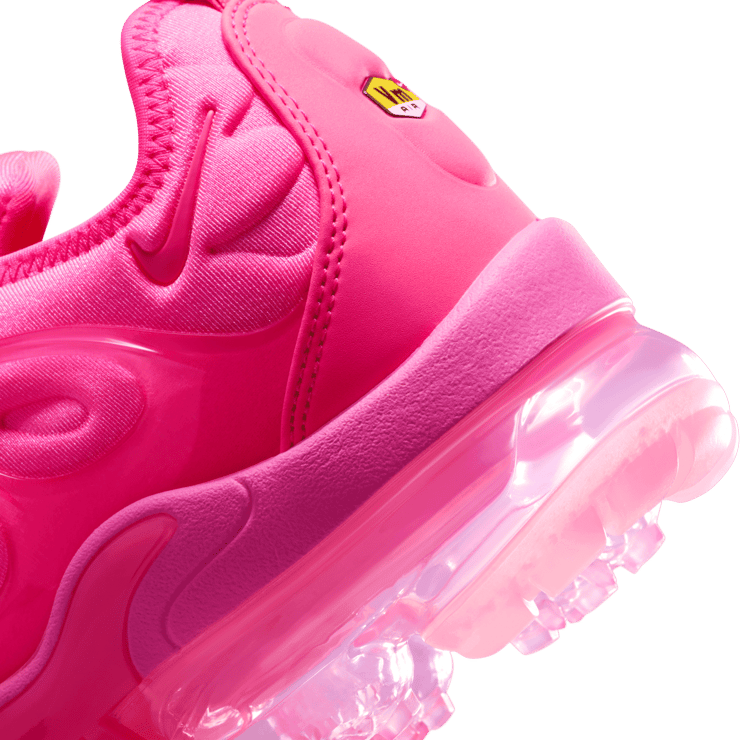 Nike Air VaporMax Plus 'Hyper Pink' (W) FJ0720-639