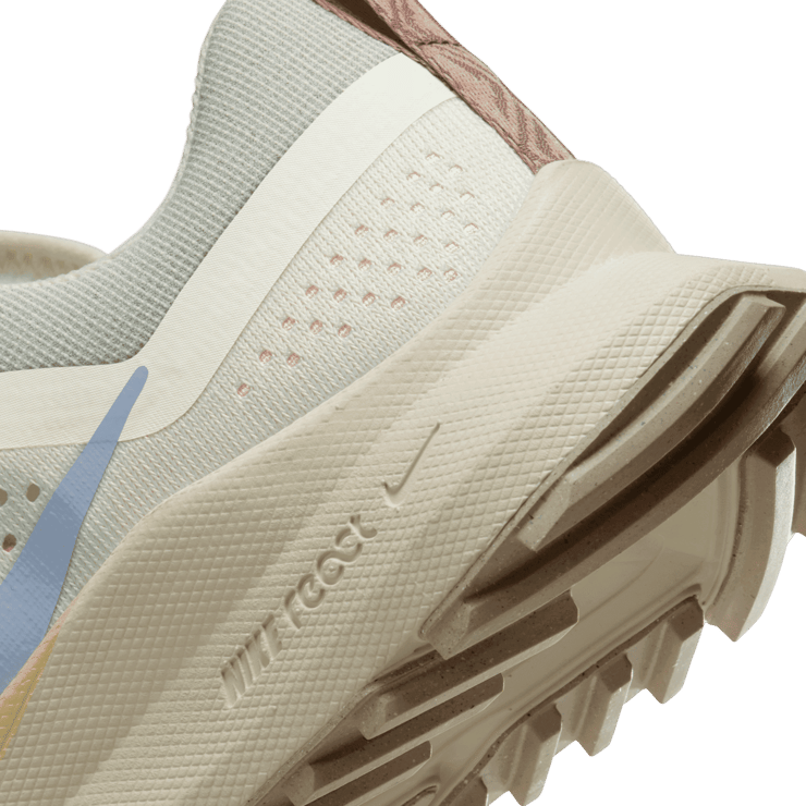 Nike React Pegasus Trail 4 'Sail Blue Whisper' (W) Angle 5