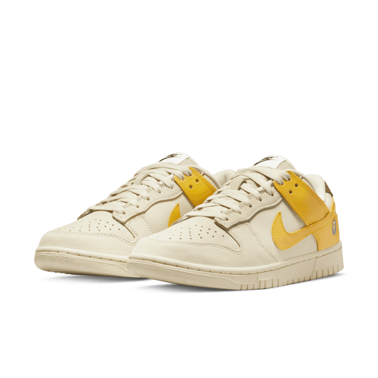 Nike Dunk Low Banana (W) Angle 2