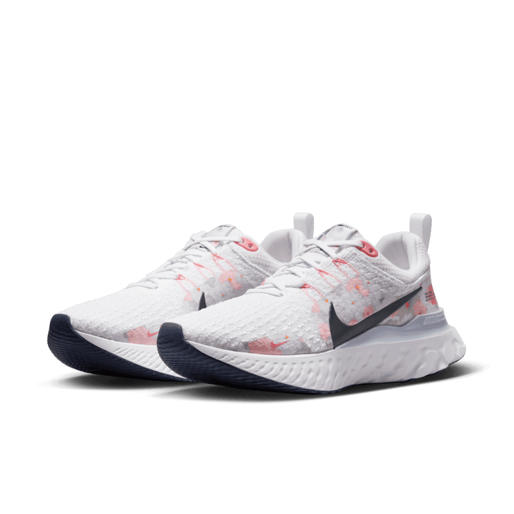 Nike React Infinity 3 Premium 'Floral Watercolor' (W) Angle 2