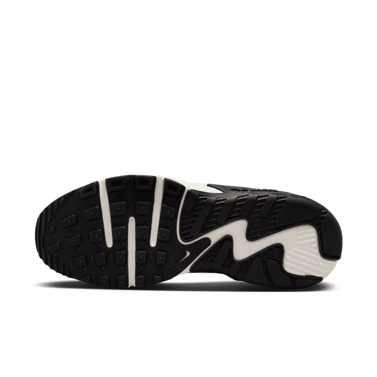 Nike Air Max Excee Angle 0