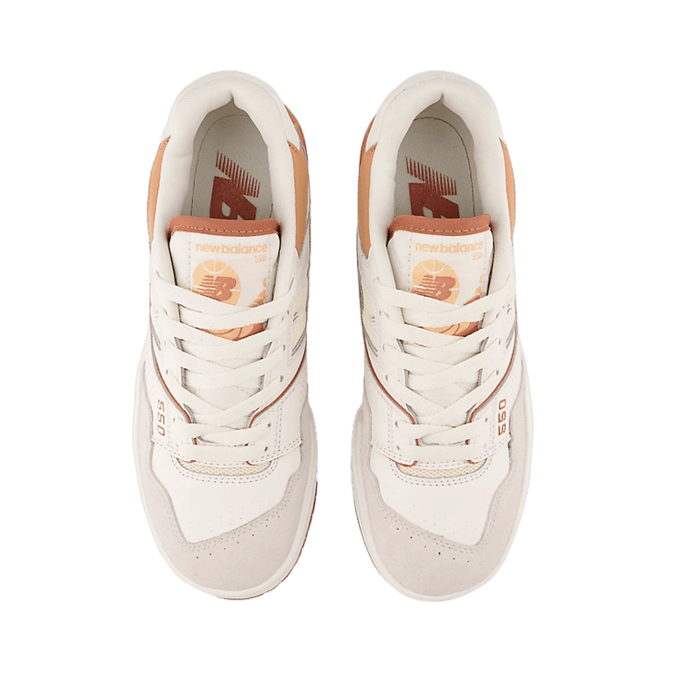 New Balance 550 Au Lait (W) Angle 1