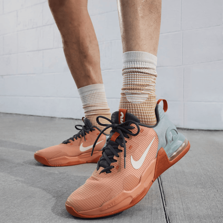 Nike Air Max Alpha Trainer 5 'Amber Brown Guava Ice' Angle 7