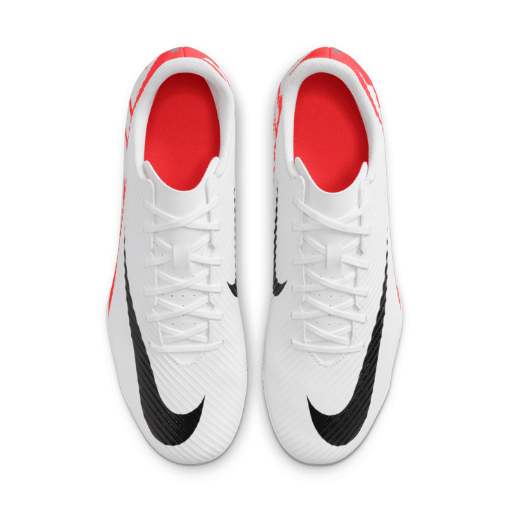 Nike Mercurial Vapor 15 Club MG 'Ready Pack' Angle 1