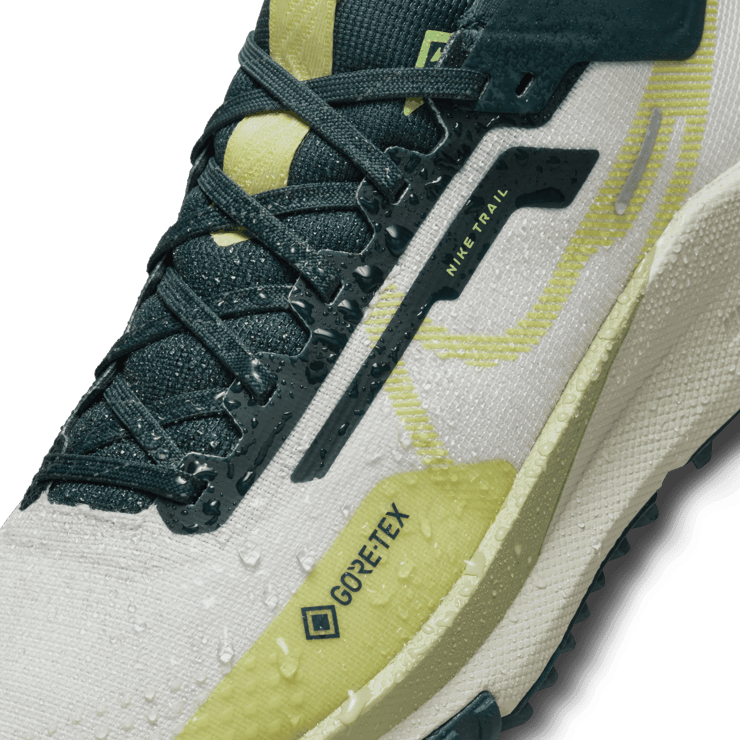 Nike Pegasus Trail 4 GORE-TEX 'Sail Light Lemon Twist' (W) Angle 8