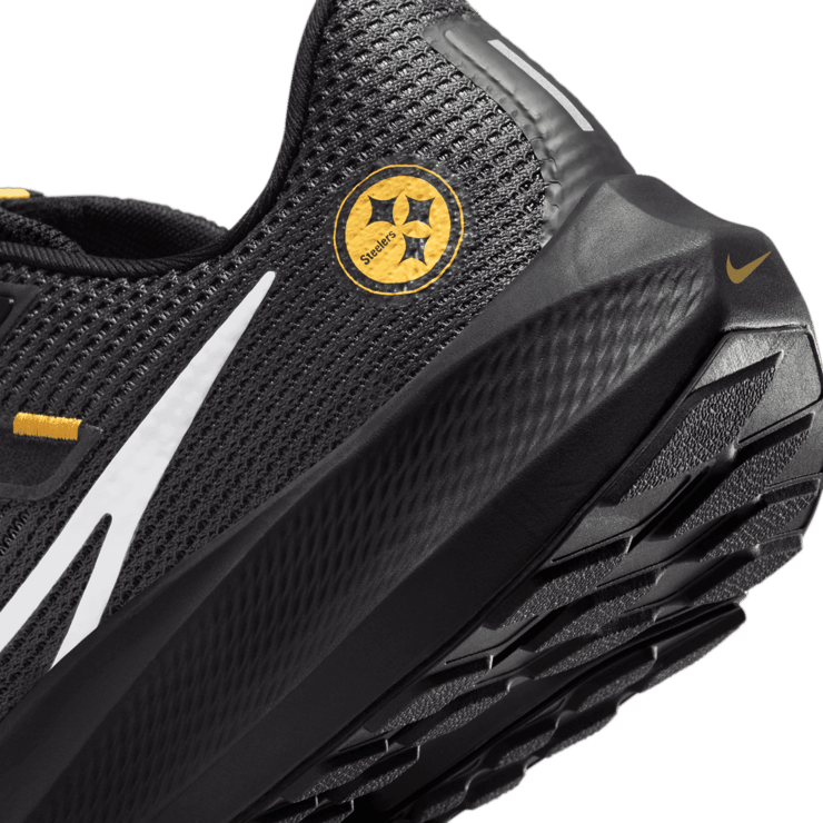 Nike NFL x Air Zoom Pegasus 40 'Pittsburgh Steelers' Angle 5